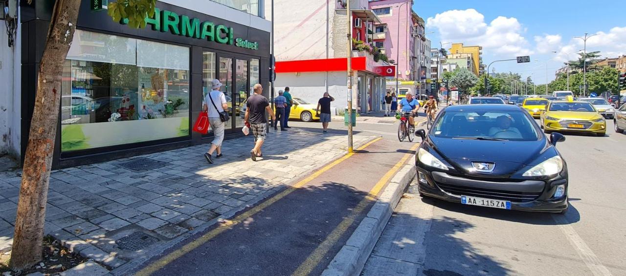2V1 - 21 Dhjetori Apartman Tirana Kültér fotó